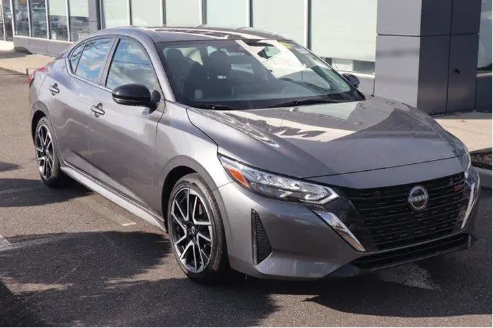 $19271 : Nissan Sentra 2025 SR 4dr Se image 4