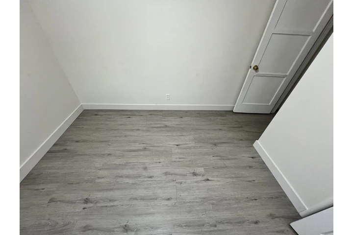 Mariscal Flooring image 6
