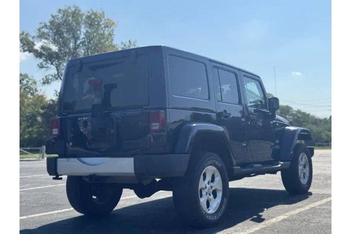 $10999 : 2013 Wrangler Unlimited Sahara image 5