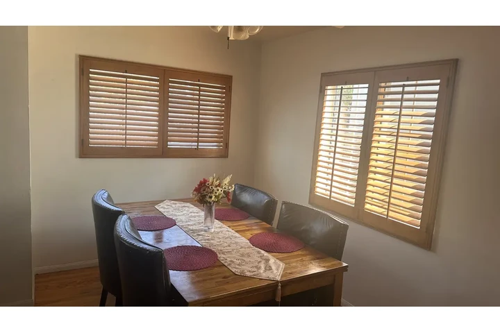 $5000 : Casa de Renta con Piscina image 3