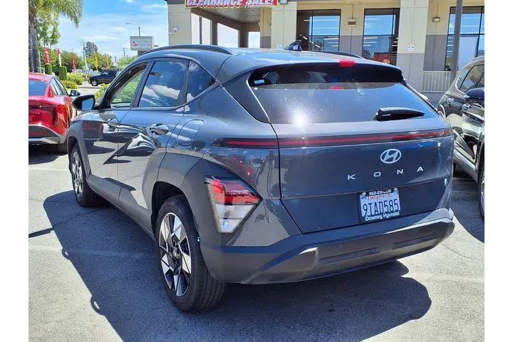 $22703 : Hyundai KONA 2025 SEL 4dr Cr image 6