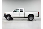$21998 : Toyota Tacoma 2021 4x2 SR 4d thumbnail