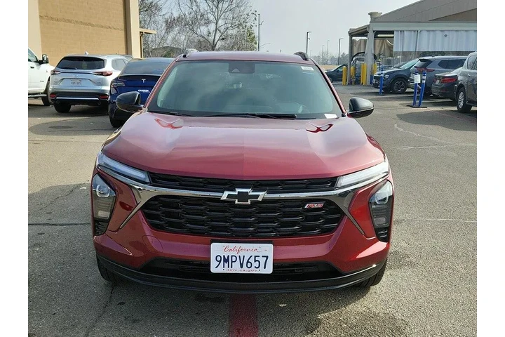 $25998 : Chevrolet Trax 2025 RS 4dr C image 2