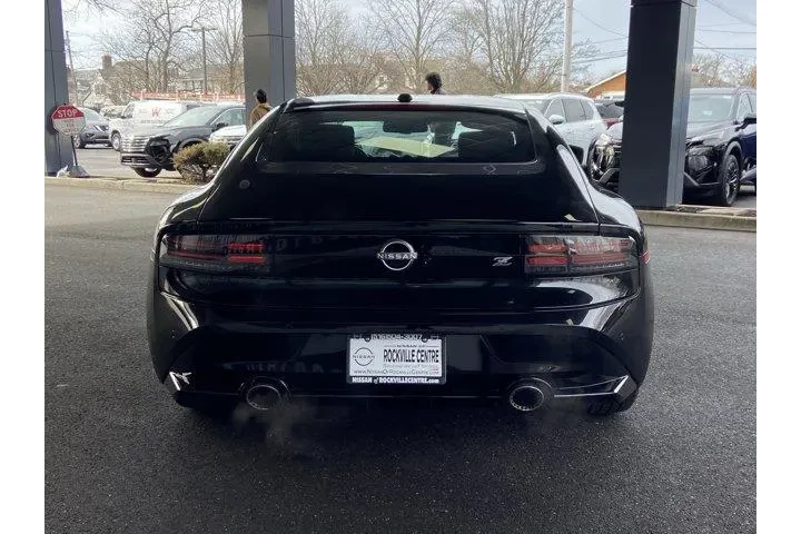 $33400 : Nissan Z 2025 Sport 2dr Coup image 6