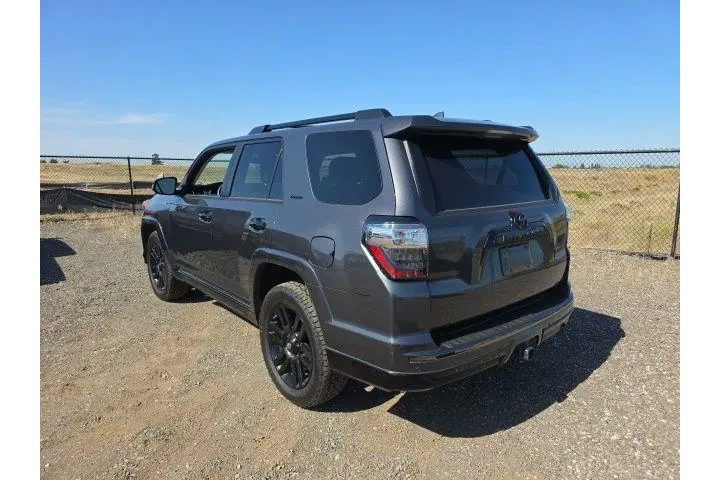 $35900 : Toyota 4Runner 2020 4x4 SR5 image 1