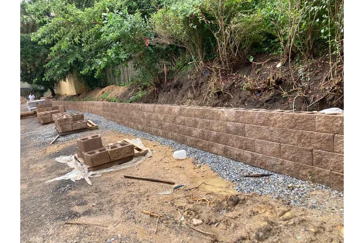 Aguilera Landscaping  Masonry image 4