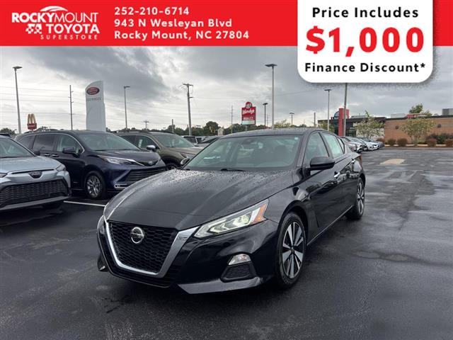 $19991 : PRE-OWNED 2022 NISSAN ALTIMA image 3