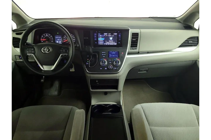 $21998 : Toyota Sienna 2017 LE 7-Pass image 9