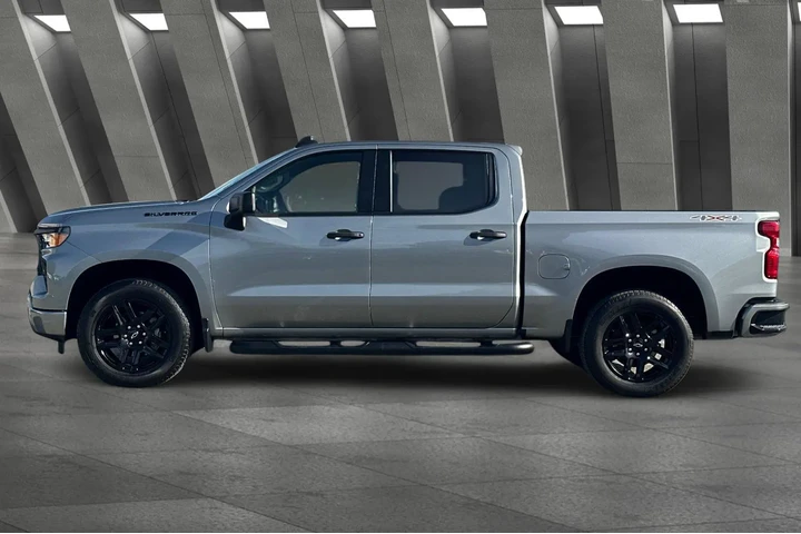 $31500 : Chevrolet Silverado 1500 202 image 8