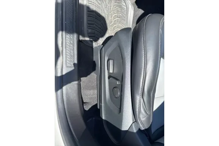 $29499 : Ford Explorer 2023 XLT 4dr S image 5