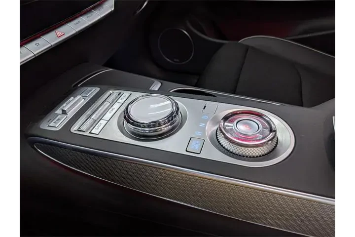 $24500 : Genesis GV70 2022 AWD 2.5T S image 9