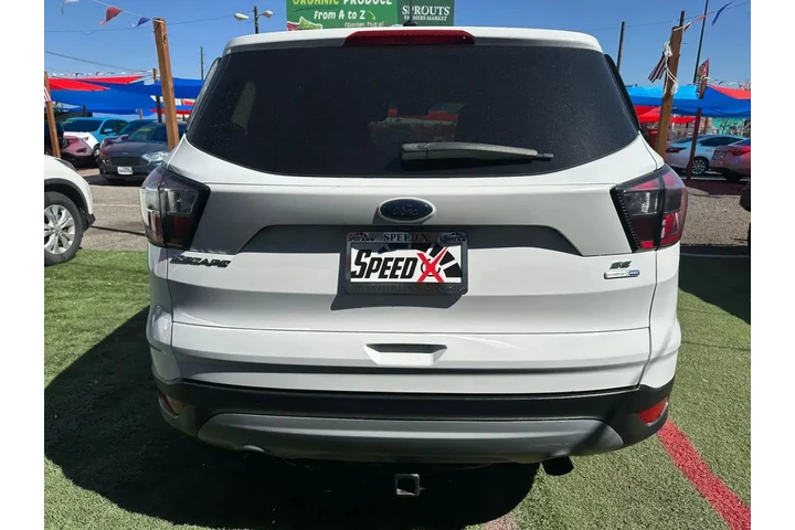 $8000 : 2017 FORD ESCAPE2017 FORD ESC image 1
