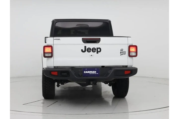 $26998 : Jeep Gladiator 2021 4x4 Will image 6