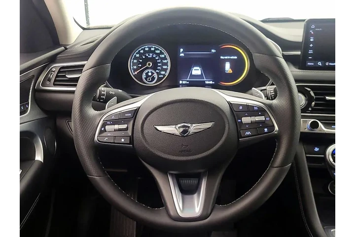 $29998 : Genesis G70 2022 2.0T 4dr Se image 10