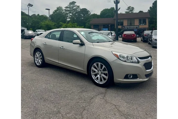 $7900 : 2015 Malibu LTZ image 3