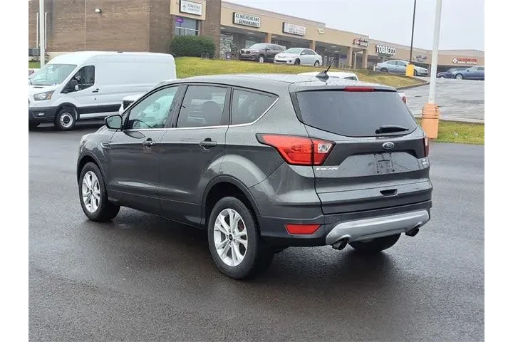 $10635 : Ford Escape 2019 AWD SE 4dr image 3