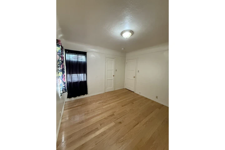 $800 : Se renta un cuarto image 1