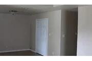 $1250 : Rental property with 3 bedro thumbnail