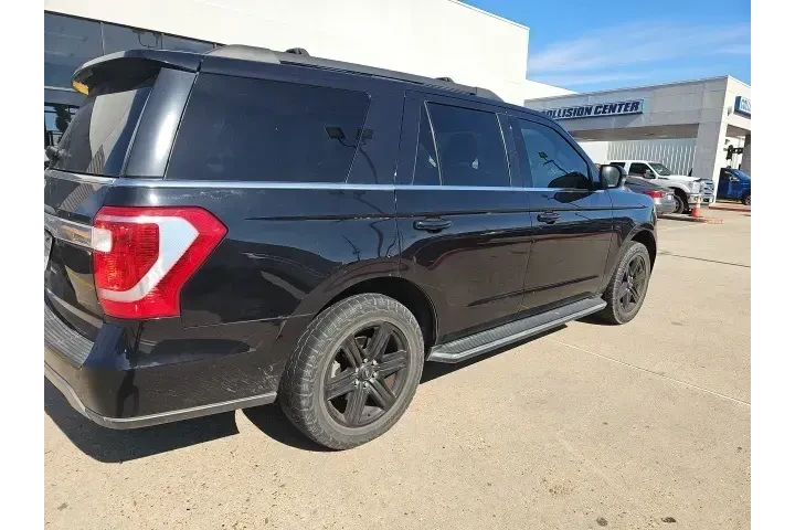 $32591 : Ford Expedition 2021 4x2 XLT image 2