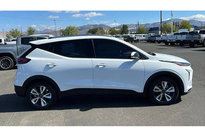 $19984 : Chevrolet Bolt EUV 2023 LT 4 image 4