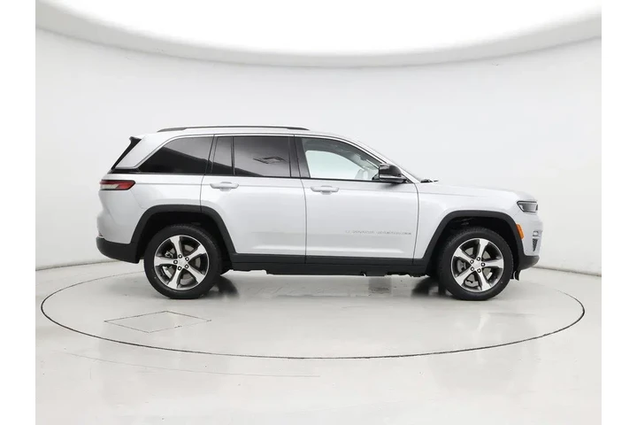 $28998 : Jeep Grand Cherokee 2022 4x4 image 7