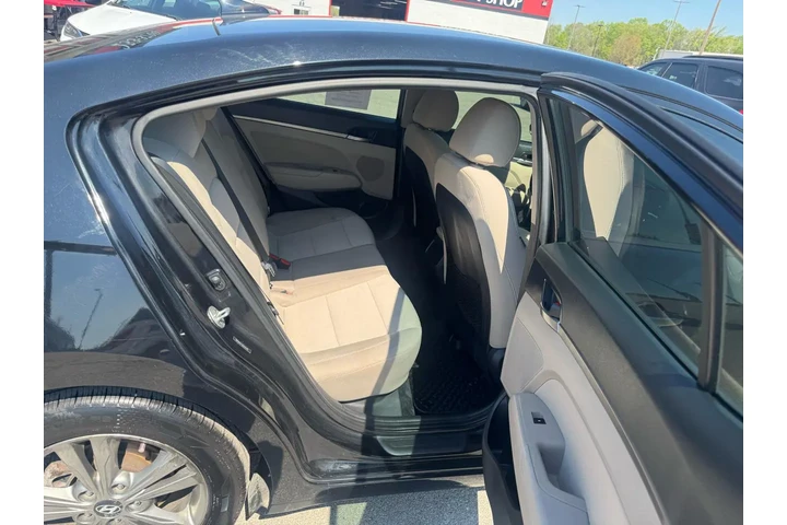 $6980 : 2018 Elantra Value Edition 2. image 9