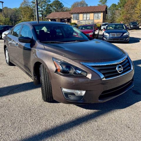 $8900 : 2015 Altima 2.5 S image 3