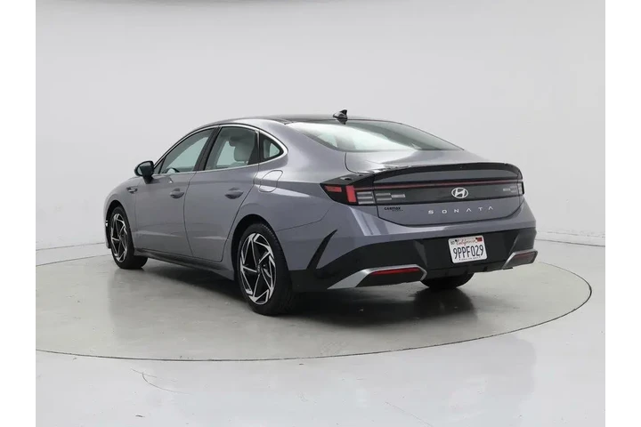 $27998 : Hyundai SONATA 2024 SEL 4dr image 2