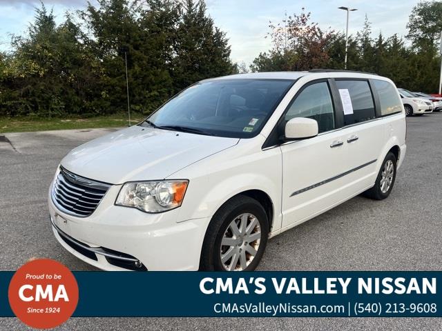 $9321 : PRE-OWNED 2015 CHRYSLER TOWN image 1