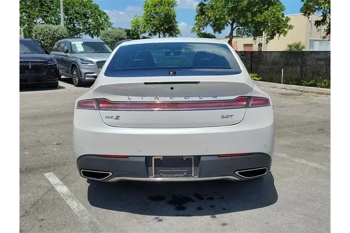 $13990 : Lincoln MKZ 2017 Premiere 4d image 5