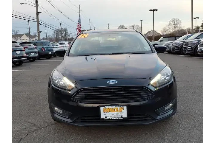 $9995 : Ford Focus 2018 SE 4dr Sedan image 2