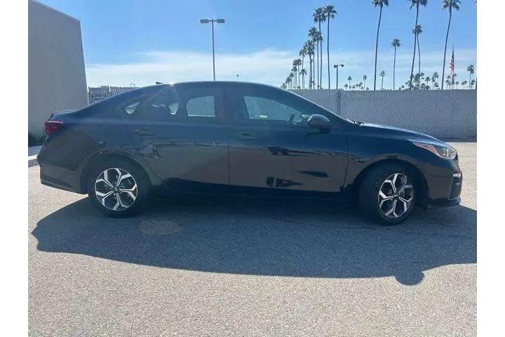 $11995 : Kia Forte 2019 image 5