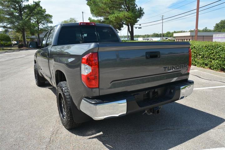 2019 Tundra SR5 image 9