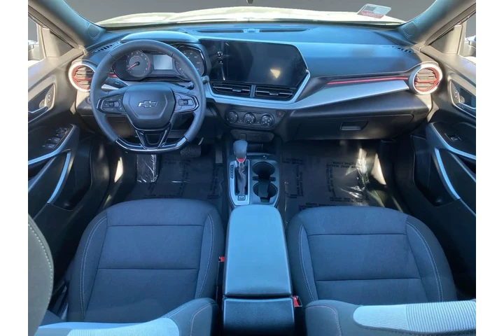 $30610 : Chevrolet Trax 2025 RS 4dr C image 10