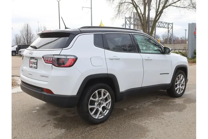 $24277 : Jeep Compass 2025 4x4 Limite image 10