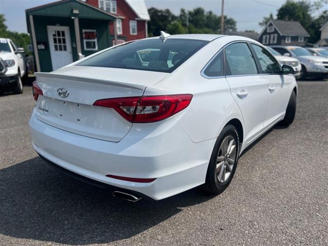 $7990 : 2015 SONATA image 3