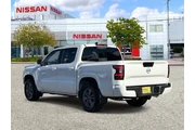 $39615 : Nissan Frontier 2026 4x2 SV thumbnail