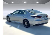 $29898 : Toyota Camry 2023 XLE V6 4dr thumbnail