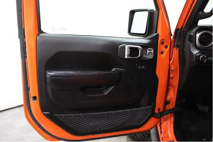 $31972 : Jeep Wrangler Unlimited 2019 image 6