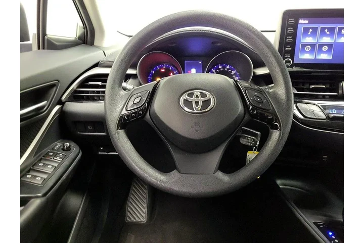 $17998 : Toyota C-HR 2020 LE 4dr Cros image 10