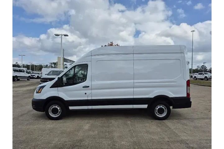 $39981 : Ford Transit 2023 250 3dr LW image 3