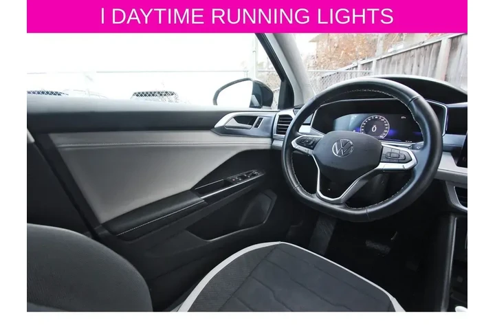 $20889 : Volkswagen Taos 2025 SE 4dr image 9