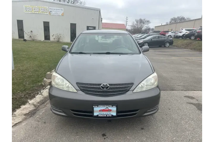 $2990 : 2004 Camry LE image 10