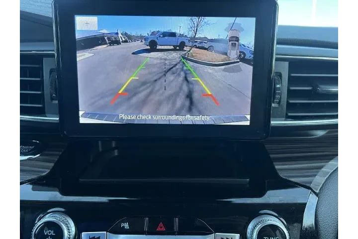 $37426 : Ford Explorer 2024 AWD Limit image 6