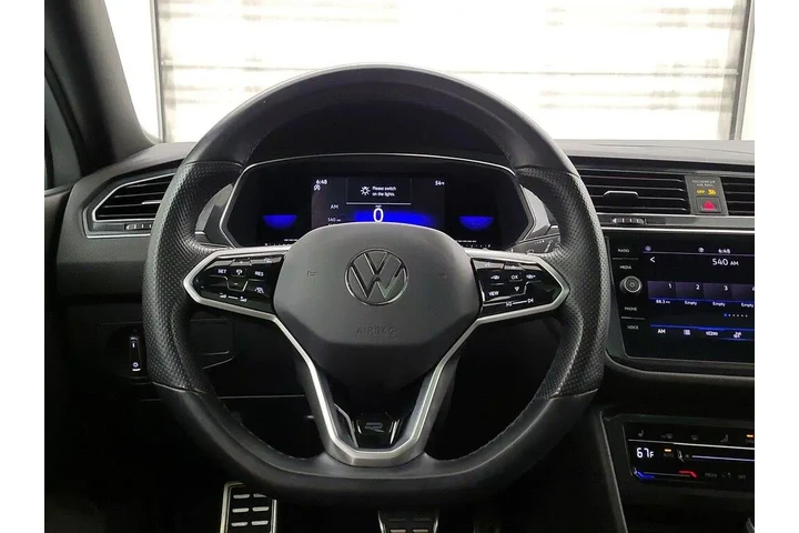 $23998 : Volkswagen Tiguan 2022 SE R- image 10