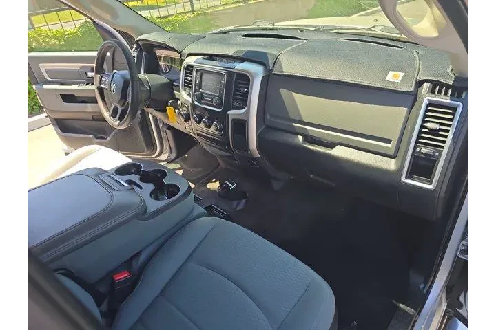 $21995 : Ram 1500 2017 4x4 SLT 4dr Cr image 9