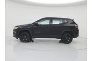$17998 : Jeep Compass 2021 4x4 Sport thumbnail