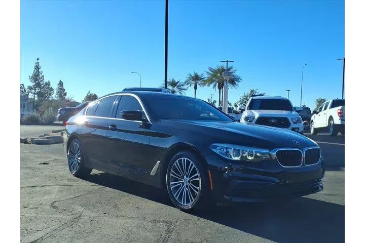 $23488 : BMW 5 Series 2020 530e iPerf image 8