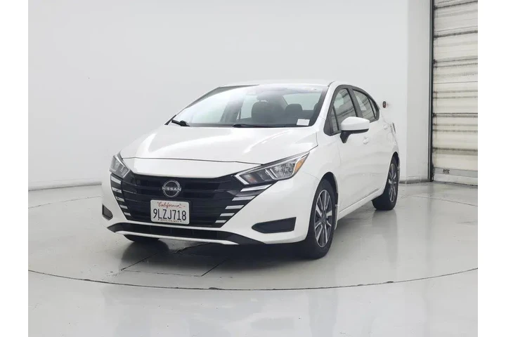 $17998 : Nissan Versa 2024 SV 4dr Sed image 4