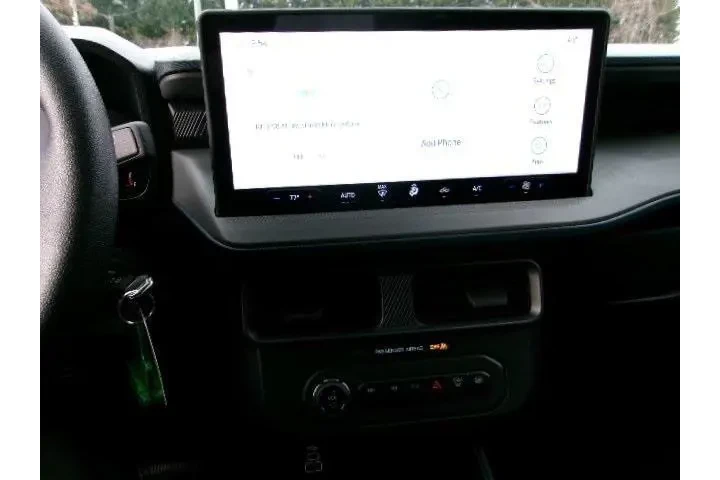 $28847 : Ford Maverick 2025 AWD XL 4d image 9